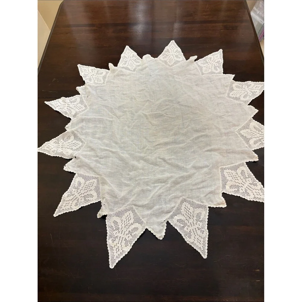 Vintage White Lace Star Crochet Table Topper 40”